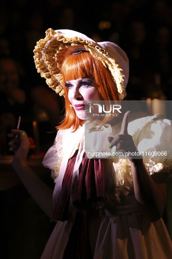 Itati Cantoral performs during her participation in the Musical Cabaret at Teatro de los Insurgentes in Mexico City, Mexico, on September 24...