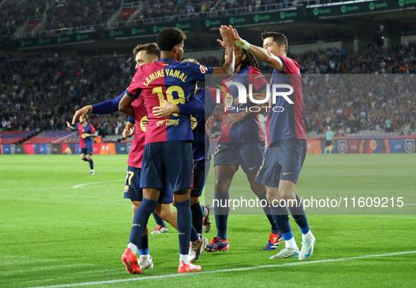 Robert Lewandowski celebrates a goal during the match between FC Barcelona and Getafe CF, corresponding to week 7 of LaLiga EA Sports, at th...