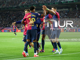 Robert Lewandowski celebrates a goal during the match between FC Barcelona and Getafe CF, corresponding to week 7 of LaLiga EA Sports, at th...