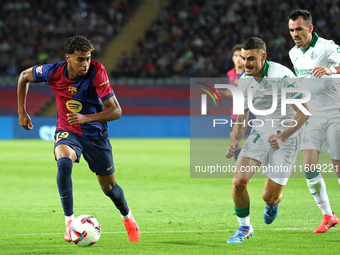 Lamine Yamal and Juan Iglesias play during the match between FC Barcelona and Getafe CF, corresponding to week 7 of LaLiga EA Sports, at the...