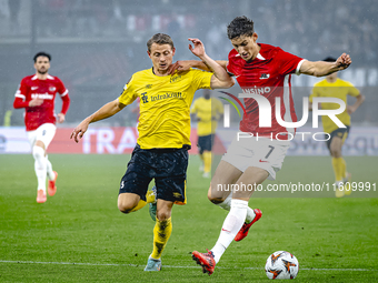 Elfsborg midfielder Simon Hedlund and AZ Alkmaar forward Ruben van Bommel during the match AZ vs. Elfsborg at the AZ Stadium for the UEFA Eu...