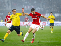 Elfsborg midfielder Simon Hedlund and AZ Alkmaar forward Ruben van Bommel during the match AZ vs. Elfsborg at the AZ Stadium for the UEFA Eu...