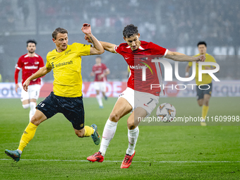 Elfsborg midfielder Simon Hedlund and AZ Alkmaar forward Ruben van Bommel during the match AZ vs. Elfsborg at the AZ Stadium for the UEFA Eu...