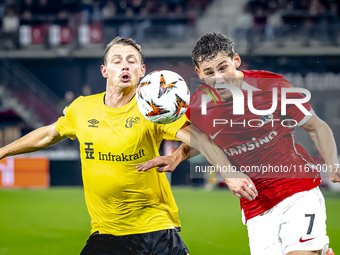 Elfsborg midfielder Simon Hedlund and AZ Alkmaar forward Ruben van Bommel during the match AZ vs. Elfsborg at the AZ Stadium for the UEFA Eu...