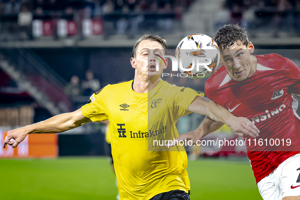 Elfsborg midfielder Simon Hedlund and AZ Alkmaar forward Ruben van Bommel during the match AZ vs. Elfsborg at the AZ Stadium for the UEFA Eu...