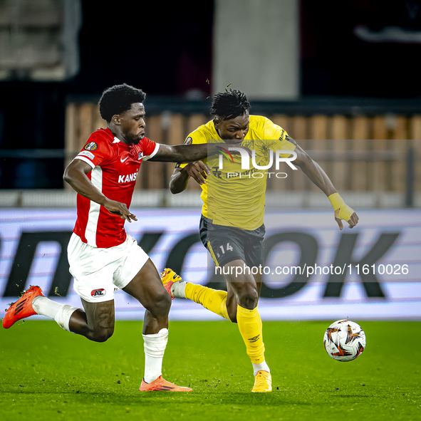 AZ Alkmaar forward Jayden Addai and IF Elfsborg forward Jalal Abdullai during the match AZ - Elfsborg at the AZ Stadium for the UEFA Europa...