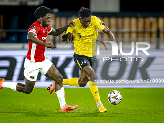 AZ Alkmaar forward Jayden Addai and IF Elfsborg forward Jalal Abdullai during the match AZ - Elfsborg at the AZ Stadium for the UEFA Europa...