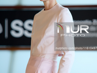 Tilda Swinton attends the Photocall for ''La Habitacion de al lado'' during the 72nd San Sebastian International Film Festival in San Sebast...