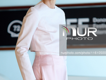 Tilda Swinton attends the Photocall for ''La Habitacion de al lado'' during the 72nd San Sebastian International Film Festival in San Sebast...