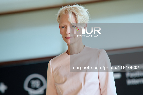 Tilda Swinton attends the Photocall for ''La Habitacion de al lado'' during the 72nd San Sebastian International Film Festival in San Sebast...