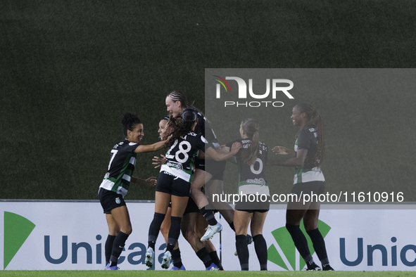 Several players of Sporting Portugal women celebrate a goal during the UEFA Women's Champions League 24/25 match, Round 2, second leg betwee...