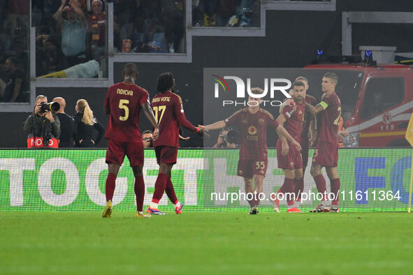 Artem Dovbyk of A.S. Roma celebrates after scoring the goal of 1-0 during the UEFA Europa League 2024/25 League Phase MD1 match between A.S....