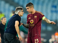 Ivan Juric head coach of AS Roma gives instructions to Gianluca Mancini of AS Roma during the UEFA Europa League 2024/25 League Phase MD1 ma...