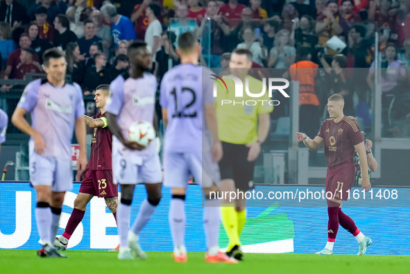 Artem Dovbyk of AS Roma celebrates after scoring first goal during the UEFA Europa League 2024/25 League Phase MD1 match between AS Roma and...