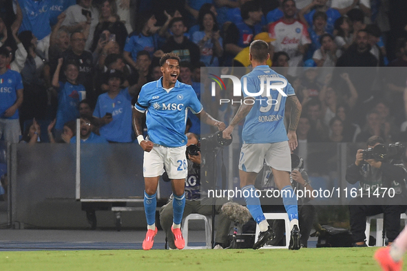 Cyril Ngonge of SSC Napoli celebrates with team mates after scoring during the Coppa Italia match between SSC Napoli and Palermo FC at Stadi...