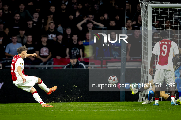 AFC Ajax Amsterdam forward Carlos Forbs scores the 2-0 during the match Ajax vs. Besiktas at the Johan Cruijff ArenA for the UEFA Europa Lea...