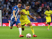 Jofre Carreras and Ayoze Perez play during the match between RCD Espanyol and Villarreal CF, corresponding to week 7 of LaLiga EA Sports, at...