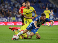 Jofre Carreras and Ayoze Perez play during the match between RCD Espanyol and Villarreal CF, corresponding to week 7 of LaLiga EA Sports, at...