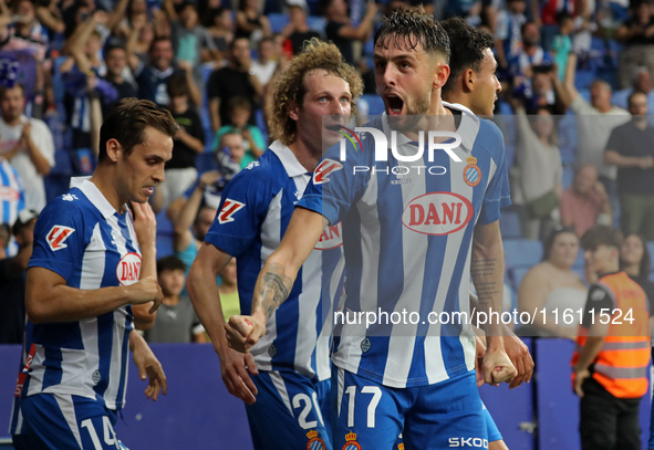 Jofre Carreras celebrates a goal during the match between RCD Espanyol and Villarreal CF, corresponding to week 7 of LaLiga EA Sports, at th...