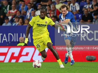 Thierno Barry and Alex Kral play during the match between RCD Espanyol and Villarreal CF, corresponding to week 7 of LaLiga EA Sports, at th...