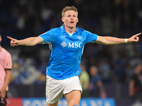 Scott McTominay of SSC Napoli celebrates after scoring during the Coppa Italia match between SSC Napoli and Palermo FC at Stadio Diego Arman...