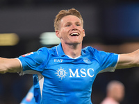 Scott McTominay of SSC Napoli celebrates after scoring during the Coppa Italia match between SSC Napoli and Palermo FC at Stadio Diego Arman...