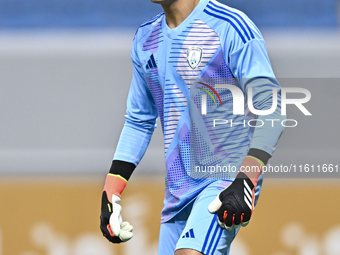 Mohammed Ahmed Albakri of Al Wakrah SC is in action during the Ooredoo Qatar Stars League 24/25 match between Al Wakrah SC and Al Khor SC at...