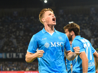 Scott McTominay of SSC Napoli celebrates after scoring during the Coppa Italia match between SSC Napoli and Palermo FC at Stadio Diego Arman...