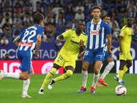 Nicolas Pepe plays during the match between RCD Espanyol and Villarreal CF, corresponding to week 7 of LaLiga EA Sports, at the RCDE Stadium...