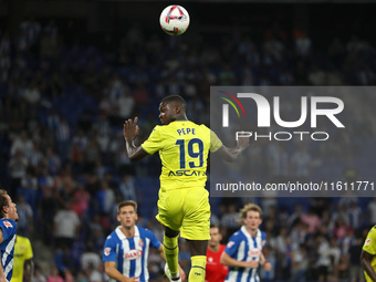 Nicolas Pepe plays during the match between RCD Espanyol and Villarreal CF, corresponding to week 7 of LaLiga EA Sports, at the RCDE Stadium...