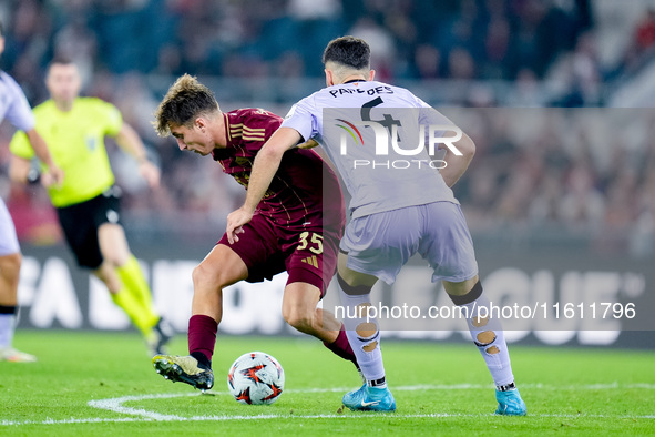 Tommaso Baldanzi of AS Roma and Aitor Paredes of Athletic Club compete for the ball during the UEFA Europa League 2024/25 League Phase MD1 m...