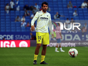 Dani Parejo plays during the match between RCD Espanyol and Villarreal CF, corresponding to week 7 of LaLiga EA Sports, at the RCDE Stadium...