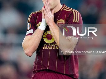 Artem Dovbyk of AS Roma looks dejected during the UEFA Europa League 2024/25 League Phase MD1 match between AS Roma and Athletic Club at Sta...