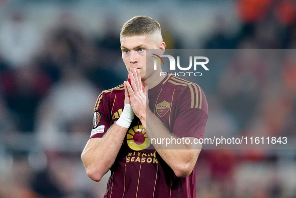 Artem Dovbyk of AS Roma looks dejected during the UEFA Europa League 2024/25 League Phase MD1 match between AS Roma and Athletic Club at Sta...