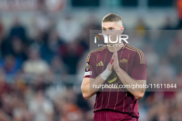 Artem Dovbyk of AS Roma looks dejected during the UEFA Europa League 2024/25 League Phase MD1 match between AS Roma and Athletic Club at Sta...