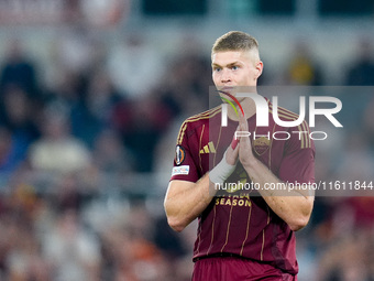 Artem Dovbyk of AS Roma looks dejected during the UEFA Europa League 2024/25 League Phase MD1 match between AS Roma and Athletic Club at Sta...