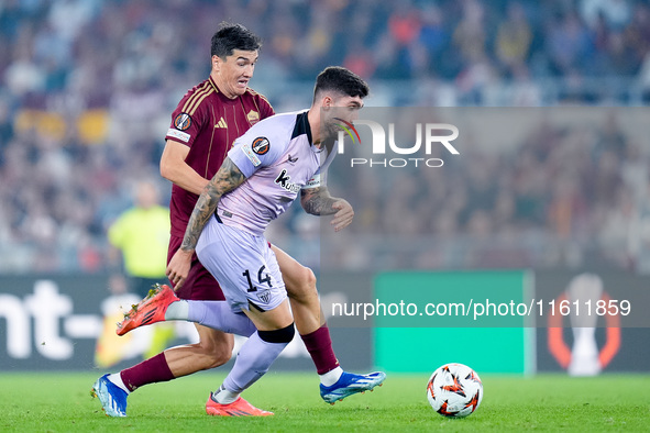 Eldor Shomurodov of AS Roma and Unai Nunez of Athletic Club compete for the ball during the UEFA Europa League 2024/25 League Phase MD1 matc...