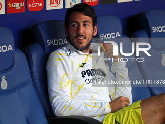 Dani Parejo plays during the match between RCD Espanyol and Villarreal CF, corresponding to week 7 of LaLiga EA Sports, at the RCDE Stadium...