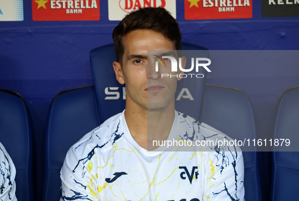 Denis Suarez plays during the match between RCD Espanyol and Villarreal CF, corresponding to week 7 of LaLiga EA Sports, at the RCDE Stadium...