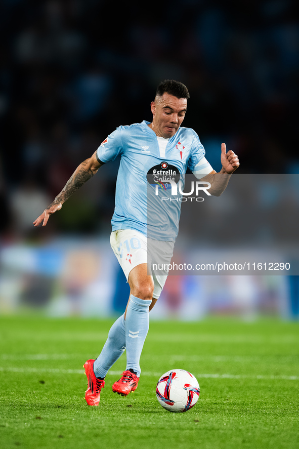 Iago Aspas of RC Celta de Vigo controls the ball during the LaLIGA EA SPORTS match between RC Celta and Atletico de Madrid in Estadio Abanca...