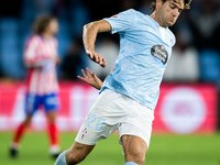 Marcos Alonso of RC Celta de Vigo controls the ball during the LaLIGA EA SPORTS match between RC Celta and Atletico de Madrid in Estadio Aba...