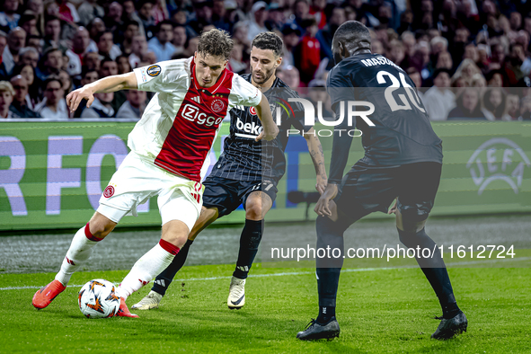 AFC Ajax Amsterdam forward Mika Godts and Besiktas JK forward Rafa Silva during the match Ajax vs. Besiktas at the Johan Cruijff ArenA for t...