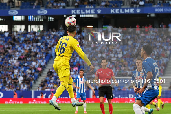 Alex Baena of Villarreal during the La Liga EA SPORTS match against Espanyol at Stage Front Stadium in Villarreal, Spain, on September 26, 2...