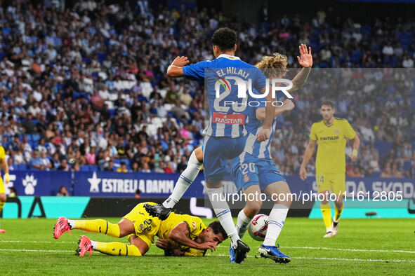 Omar El Hilali and Alex Kral of Espanyol during the La Liga EA SPORTS match against Villarreal at Stage Front Stadium, on September 26, 2024...