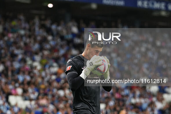 Diego Conde of Villarreal during the La Liga EA SPORTS match against Espanyol at Stage Front Stadium, in Villarreal, Spain, on September 26,...