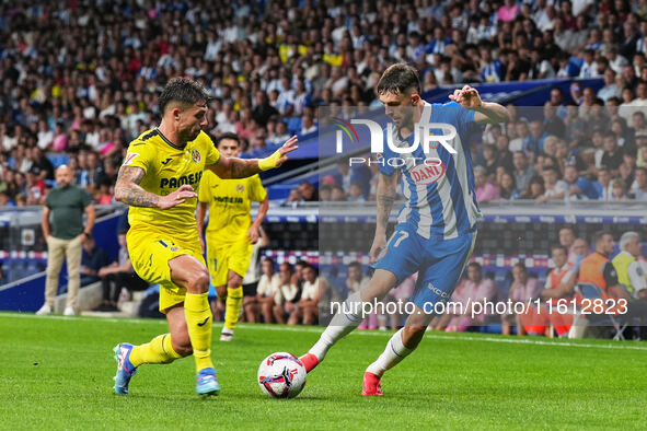 Jofre Carreras of Espanyol during the La Liga EA SPORTS match against Villarreal at Stage Front Stadium, in Villarreal, Spain, on September...