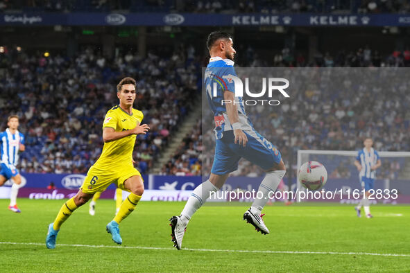 Naci Unuvar of Espanyol during the La Liga EA SPORTS match against Villarreal at Stage Front Stadium in Villarreal, Spain, on September 26,...