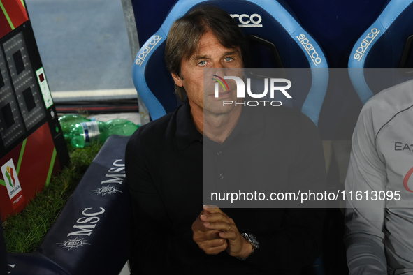 Antonio Conte Head Coach of SSC Napoli during the Coppa Italia match between SSC Napoli and Palermo FC at Stadio Diego Armando Maradona Napl...