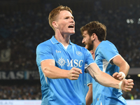 Scott McTominay of SSC Napoli celebrates with team mates after scoring during the Coppa Italia match between SSC Napoli and Palermo FC at St...