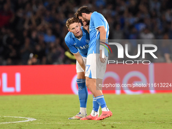 Scott McTominay and Khvicha Kvaratskhelia of SSC Napoli during the Coppa Italia match between SSC Napoli and Palermo FC at Stadio Diego Arma...